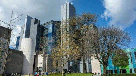 2022年英国格拉斯哥大学商学院排名怎么样？