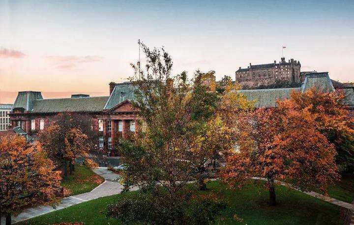 英国爱丁堡大学商学院排名怎么样？